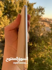  13 سامسونج جالاكسي اس 23 عادي 128 جيجا الرام 8 جيجا جهاز شبه كرتونة يعني لزقته لسا عليه جهاز ولا ارتب