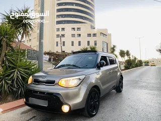  1 كيا سول  ديزل فل اضافات ماشاءالله مميزة جداً الله يبارك لصاحب النصيب..