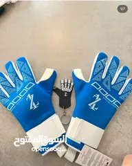  7 Z1 gloves قفاز حراس دس حراس