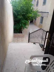  2 شقه في سكن كريم ابو علندا طابق ارضي مدخل مستقل
