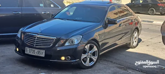  8 مرسيدس E 200 بحالة ممتازة