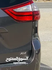  15 TOYOTA SIENNA XLE 2017 رقم 1 فل ابشن