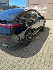  3 Mercedes GLC-300