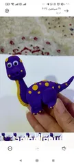  18 مدربة ورش فنية تعليم رسم وأعمال يدوية للاطفال فى المدارس والروضات