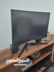  7 macmini مع شاشه سامسونج 27 بوصه