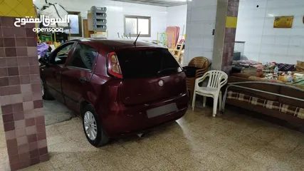  3 فيات جراند بونتو 2010