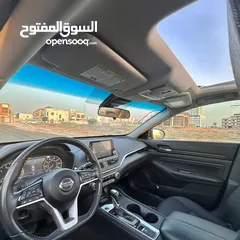  13 نيسان التيما SR سبورت موديل 2021  رقم واحد ماشيه 46 الف فقط