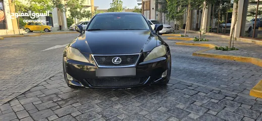  1 Lexus IS 300