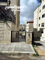  18 شقه طابق تسويه شبه ارضي بمساحه 200 م للبيع في خلدا ( Property ID : 31642 )