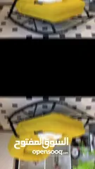  3 كنبة هزاز طبية مع مخدة لون اسود و اصفر