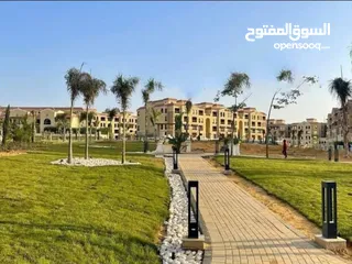  5 دوبلكس 4 غرف للبيع بحديقة خاصه  في قلب الشروق امام مدينتي  Maadi View