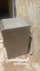  3 غسلاه مستعمله نضيفه بس بدها اشويت شغل في البودي تبعها