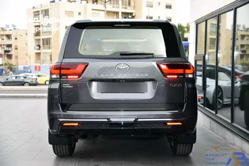  8 تويوتا لاند كروزر بنزين 2024 Toyota Land Cruiser GXR 3.5L Twin Turbo V6
