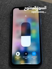  3 ايفون xr لون مميز