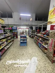  6 محلات 3 مخازن للخلو مساحه 190 متر عشارع رئيسي وحيوي على مدار السنه