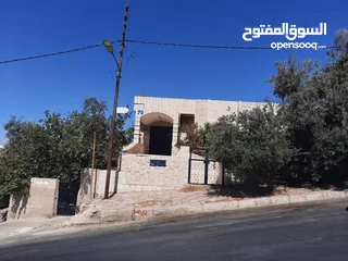  1 فيلا للبيع