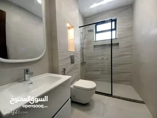  13 شقة فاخره للبيع في دير غبار  ( Property ID : 33014 )