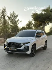  2 Hyundai Tucson N Line Hybrid 2023