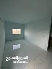  21 بيت طابقين للبيع في الحي الغربي  طابق ارضي بناء من 10الى 16 سنة  طابق اول بناء قبل 3شهور فقط