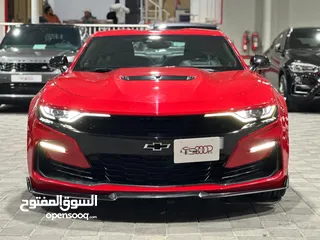  2 2019 Camaro SS V8