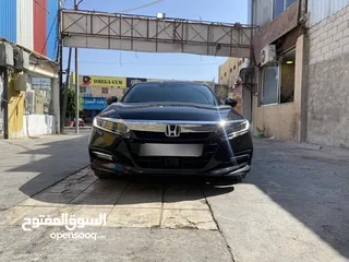  4 هوندا اكورد تورنج مواصفات خاصة موديل 2019 بحاله الوكاله المسافه المقطوعه 72 الف كيلو