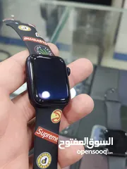  4 Apple watch se2 بحالة ممتازة بسعر مميز
