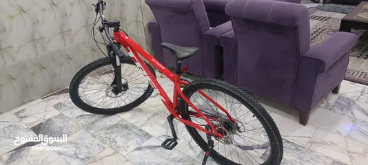  12 دراجة هوائية نوع ترك منشأ ?? كمبوديا  لون أحمر