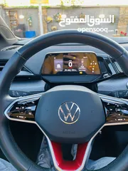  13 ‏Volkswagen ID6 black edition