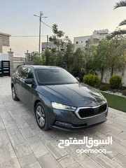  2 Skoda octavia station 2020