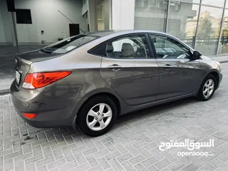  3 هيونداي آكسنت 2014 ممشى قليل 88.000كم