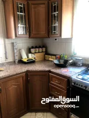  5 ارضي في شارع الاقصى مع حديقة للبيع