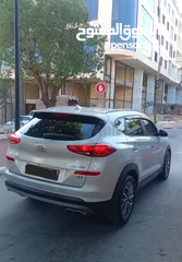  2 توسان فللل بدون. فتخه. بصمه. 4/4 فحص نخب بسعرررر حرق حرق