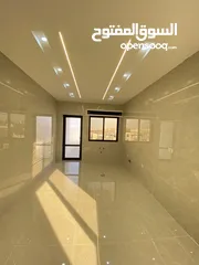  9 شقق فاخرة 142 متر بأجمل مناطق شفا بدران الكوم تشطيب مميز واسعار مناسبة طابق اول وطابق ثاني