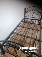  2 تختين للبيع