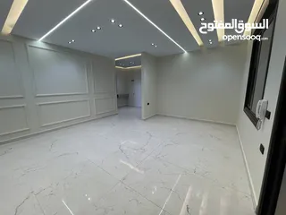  9 شقق طابقية للبيع 165 متر في مدينة الشرق موقع مميز جدا