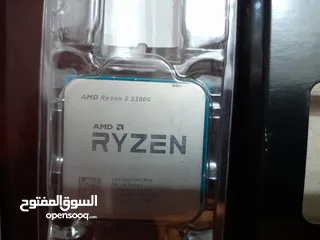  8 AMD Ryzen 3 2200G CPU + Box + Cooler (شبه جديد)