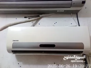  4 مكيفات عادي نظيف جدا وانواع ممتازه جدا كامل اغراضو وغازو فل مواسير جداد ريموت موجود وسلك كنترول موجو