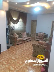  6 شقة طابقية للبيع السلط البحيرة
