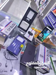  7 الاحديث note 40 pro plas تيتانيوم جيجا 256 رام 24 معه كامل اغراضو الاصلية متوفر توصيل