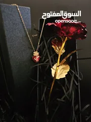  3 Eternal rose and neckless