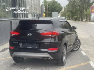  5 هونداي توسان 2018/17 بحالة الوكالة دهان شركة