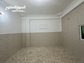  5 شقه للاجار ممتازه