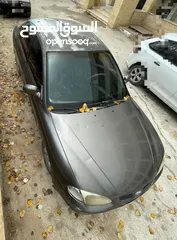  4 هيونداي لنترا 2000