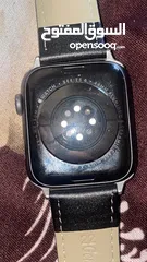  2 Series 6 / 44mm ما فيها اي عطل ولا خدوش الساعه ممتازه جدا  معها 3 كستك كل التفاصيل موجوده بالصور