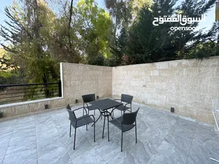  8 شقه غرفتين نوم مع ترس خاص قرب الدوار الرابع