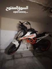  3 KTM Duke 390