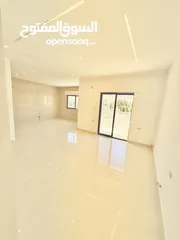  13 شقة مميزة موقع مميز