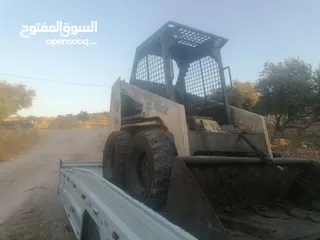  1 بوبكات للايجار