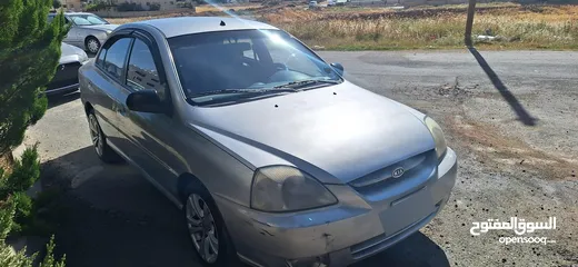  3 كيا ريو موديل 2005 لون سلفر جير عادي 3 جيد / قصعة شنكل  للبيع كاش فقط