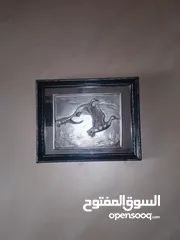  2 للبيع برواز عدد 2 ثقيل نحاس نقش ابره مستعمل قياس 30/38 بحاله جيده السعر 30 دينار